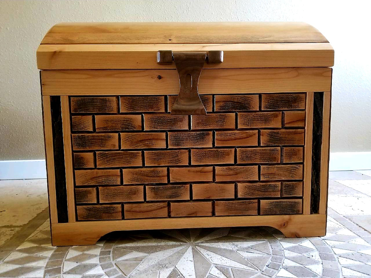 Heirloom Treasure Chest || Storage Trunk